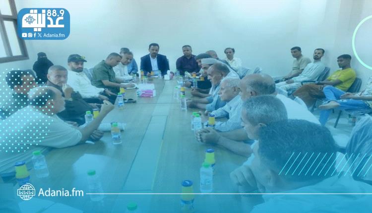 وزارة الزراعة والثروة السمكية تبحث في عدن إجراءات عاجلة لضبط أسعار الأسماك واستقرارها في الأسواق