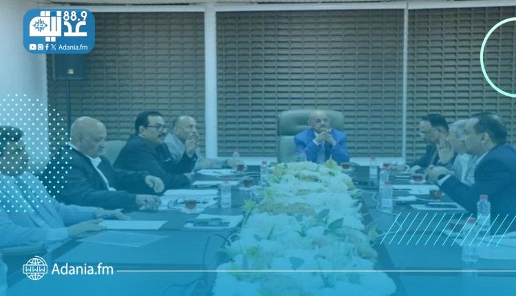 اللجنة الوطنية لتنظيم وتمويل الواردات تعتمد تمويلات بقيمة ملياري دولار أمريكي