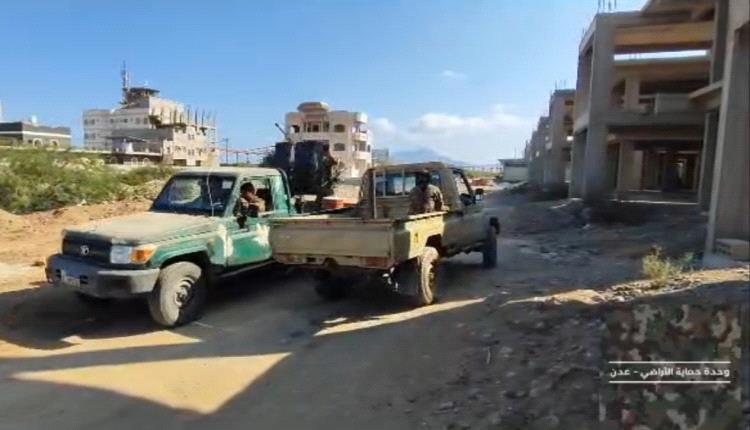 وحدة حماية الأراضي تنفذ الحماية الأمنية لمشاريع استثمارية وأملاك مواطنين بعدن 
