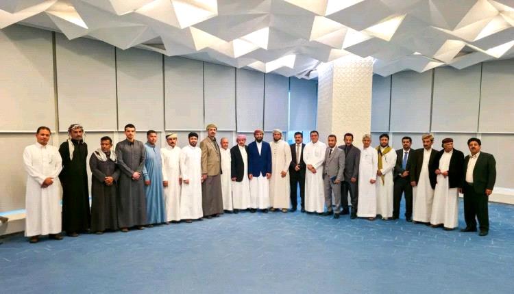 لقاء موسع في الرياض يناقش أوضاع أبين ويؤكد دعم جهود الاستقرار والتنمية