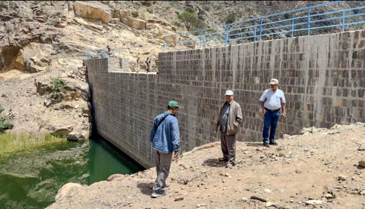 وزارة الزراعة تستلم سدي كلتاه والناشع في الضالع بعد استكمال تنفيذهما
