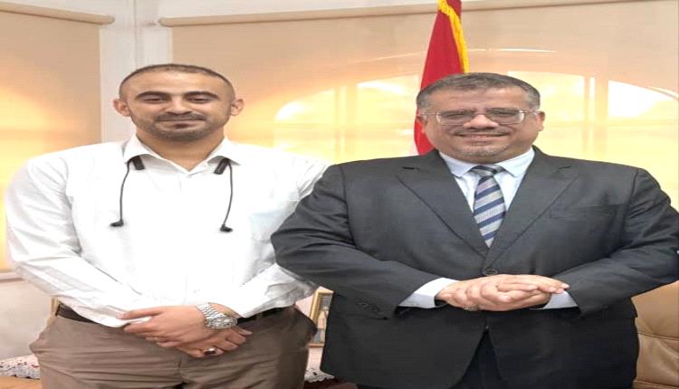  رئيس نادي البن اليمني ويؤكد أهمية تعزيز حضور القطاع في الفعاليات الدولية