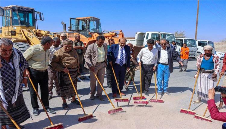 تدشين مبادرة “عتق أجمل وأنظف” لتحسين المظهر الحضاري في شبوة