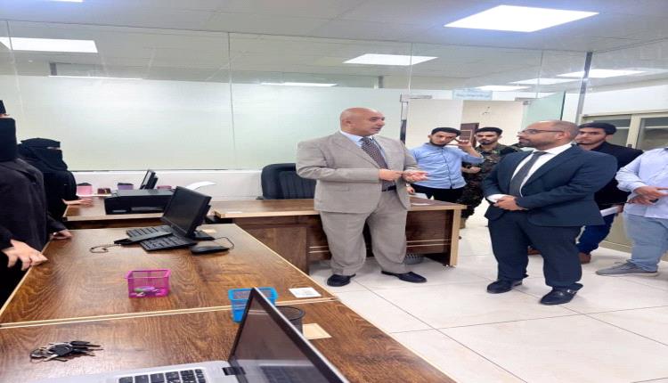 وزير الاتصالات يطلع على مستوى أداء المؤسسة العامة للاتصالات السلك..