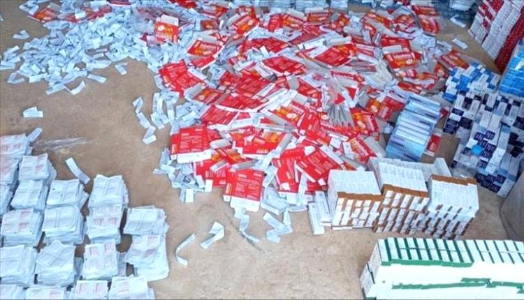 إحباط محاولات تهريب أجهزة اتصالات وأدوية في المكلا والوديعة