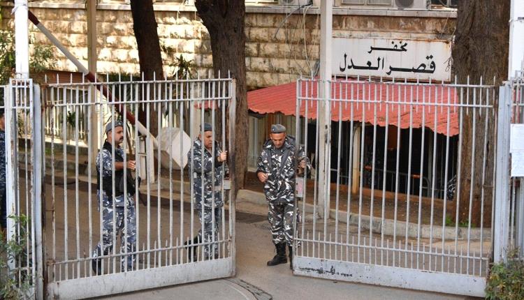 بعد 10 سنوات من الملاحقة.. القبض على أشهر محتال إلكتروني في لبنان