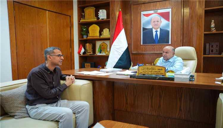 محافظ حضرموت يؤكد دعم تطوير العمل الاجتماعي وتعزيز الحماية المجتمعية