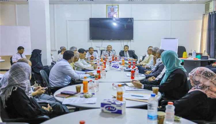 جامعة عدن تبدأ تشكيل فرق لإعداد خطتها الاستراتيجية وتطوير قياس الأداء