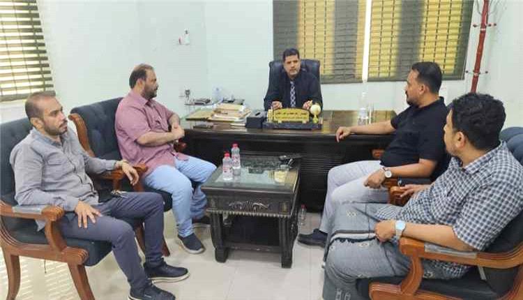 الكثيري يبحث تطوير وتأهيل المنشآت الرياضية بساحل حضرموت