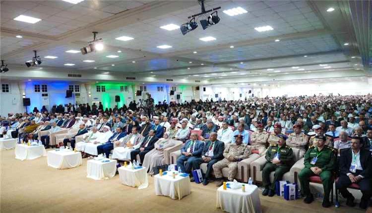 المؤتمر التأسيسي للمجلس التنسيقي الحضرمي يزكي الخنبشي رئيسا ويقر وثائق عمله