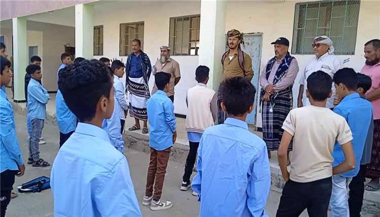 تدشين العام الدراسي الجديد في مجمع الفقيد يسلم السُنيدي بسرار يافع