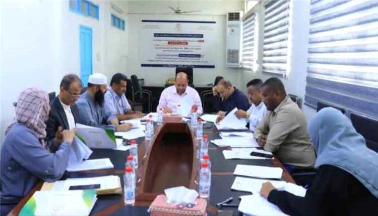 صندوق تنمية المهارات بعدن يبحث تطوير برامج التدريب وربطها باحتياجات سوق العمل