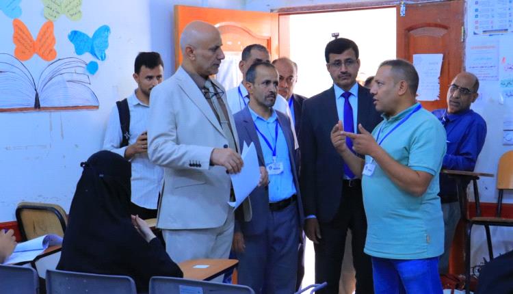 جامعة إقليم سبأ تجري إختبار المفاضلة للدفعة السابعة بكلية الطب بمشاركة 472 متقدما للتنافس على 50 مقعدا