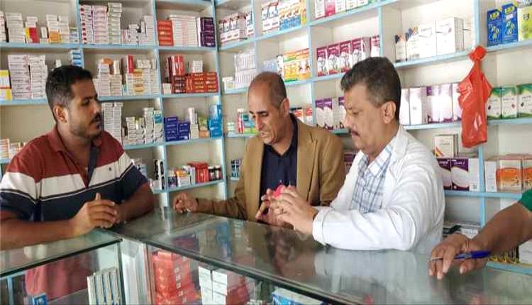 حملة رقابية في التواهي ترصد مخالفات بصيدليات وتتخذ إجراءات قانونية بحق المخالفين
