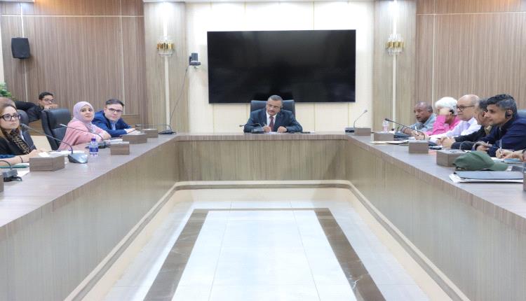 وزارة الزراعة والأسماك تناقش مع البنك الدولي مشروع دعم سلسلة قيمة الألبان في اليمن