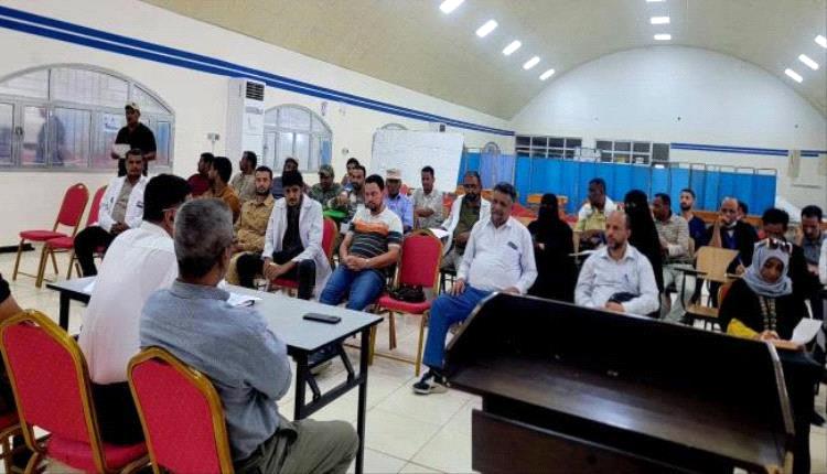 دائرة الخدمات الطبية تناقش تطوير الأداء ورفع كفاءة العمل الإداري في مستشفى عبود العسكري