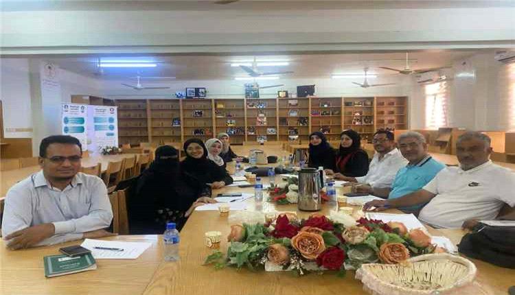 كلية الإعلام بجامعة عدن تطلق دورة لتطوير توصيف المساقات وفق النموذج الأكاديمي الحديث