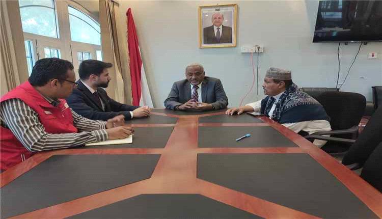 وزير الإدارة المحلية والهلال الأحمر التركي يبحثان توسيع التدخلات الإنسانية والتنموية بالمحافظات المحررة
