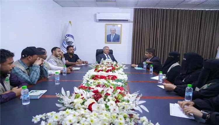 وزير الشؤون الاجتماعية يبحث تعزيز دور مؤسسة شباب أبين في دعم التنمية وفرص العمل