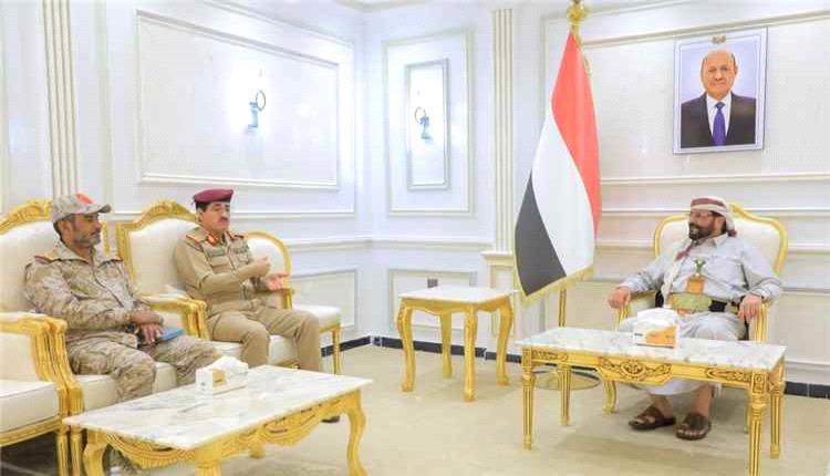العرادة يدعو إلى رفع الجاهزية العسكرية ويؤكد أن حماية الجمهورية مسؤولية وطنية
