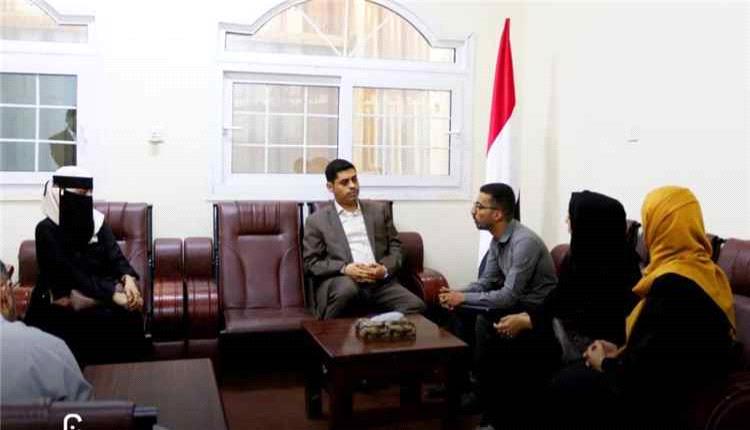 وزارة حقوق الإنسان ومركز إنصاف يبحثان تعزيز التعاون لحماية الحقوق والحريات