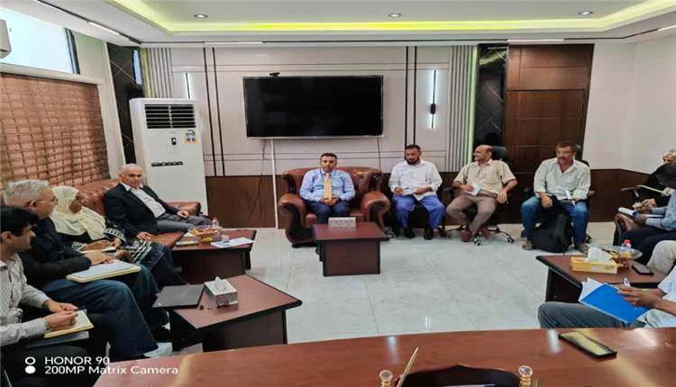 الوليدي يبحث مع شركاء القطاع الصحي تعزيز التحصين والترصد الوبائي في عدن
