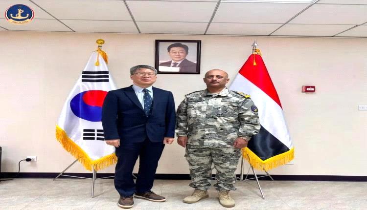 اليمن وكوريا الجنوبية تبحثان تعزيز التعاون البحري وتطوير قدرات خفر السواحل