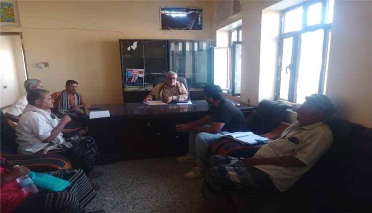 مدير عام الملاح يبحث مع منظمة الإغاثة الدولية ترتيبات تنفيذ مشروع المساعدات الغذائية والتغذية التكميلية