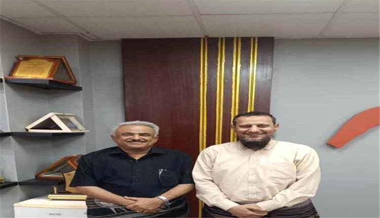 محافظ عدن يؤكد دعم التعليم الفني ويوجه بتحديث المعاهد وتحسين أوضاع منتسبيها