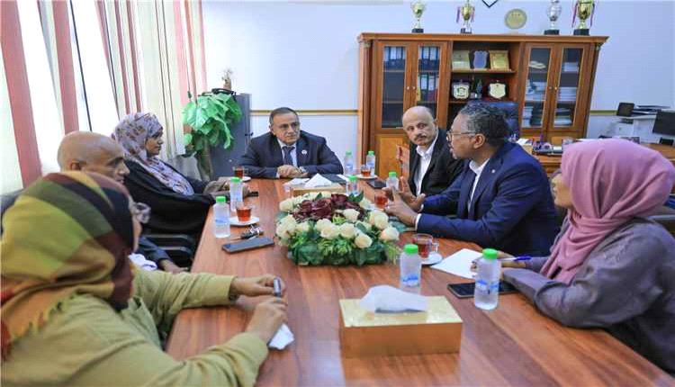 جامعة عدن ومنظمة مهاد تبحثان تعزيز الشراكة وبناء القدرات
