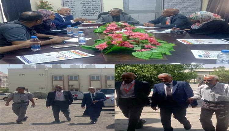 الوكيل الشبحي ونائب ممثل صندوق الأمم المتحدة للسكان يتفقدان سير تأهيل معهد أمين ناشر للعلوم الصحية بعدن