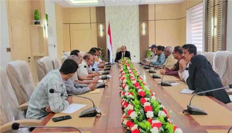 لجنة الأحواض المائية بشبوة تحدد أولوياتها للحد من استنزاف المياه