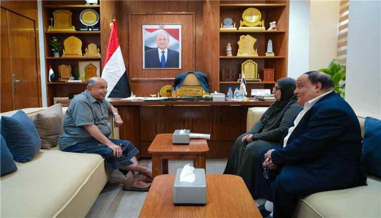 الخنبشي وبادويلان يبحثان تعزيز الرقابة ومكافحة الفساد في حضرموت