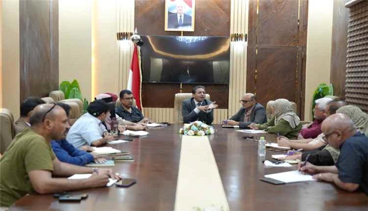 لجنة الطوارئ الصحية بعدن تبحث رفع الجاهزية وتعزيز مخزون الدم