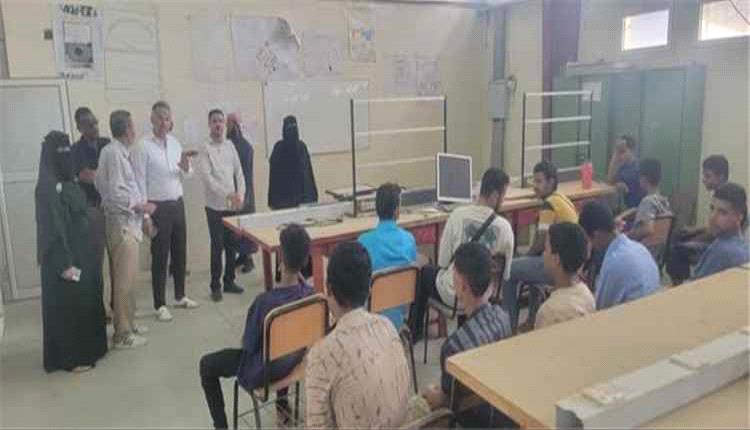 الجاوي يدشن العام الدراسي الجديد في المعاهد التقنية والمهنية بعدن ويطلق لجان متابعة ميدانية